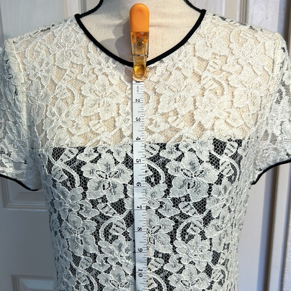 Diane Von Furstenberg Barbie Lace Overlay Stretch Dress - Picture 7 of 8